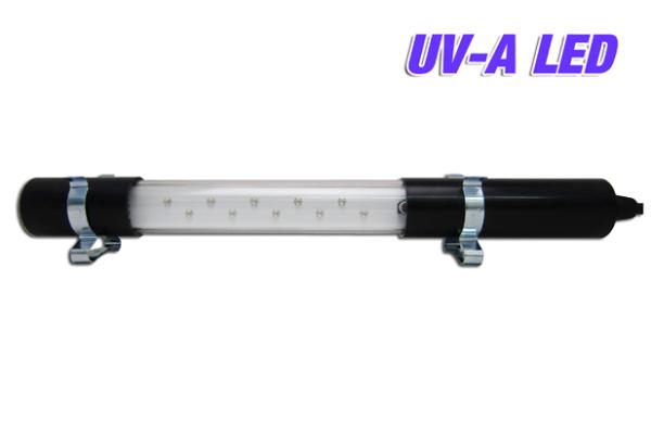 LED UV-A Leuchte Ausführung mit Befestigungsklammern