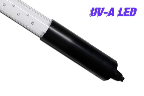 LED UV-A Leuchte mit Abschlusskappen aus ABS